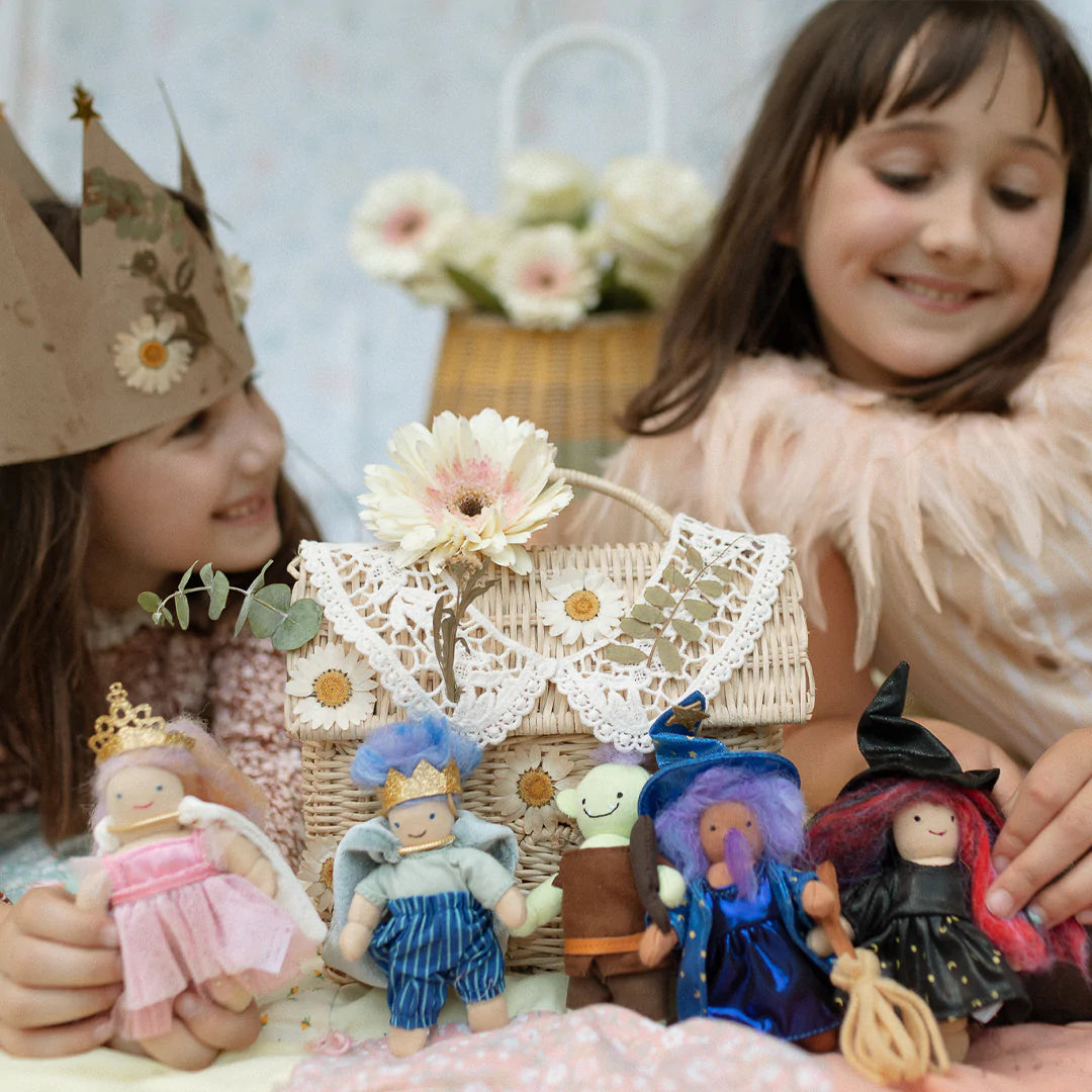 Holdie Fairytale Folk - Princess Gloribel by Olli Ella