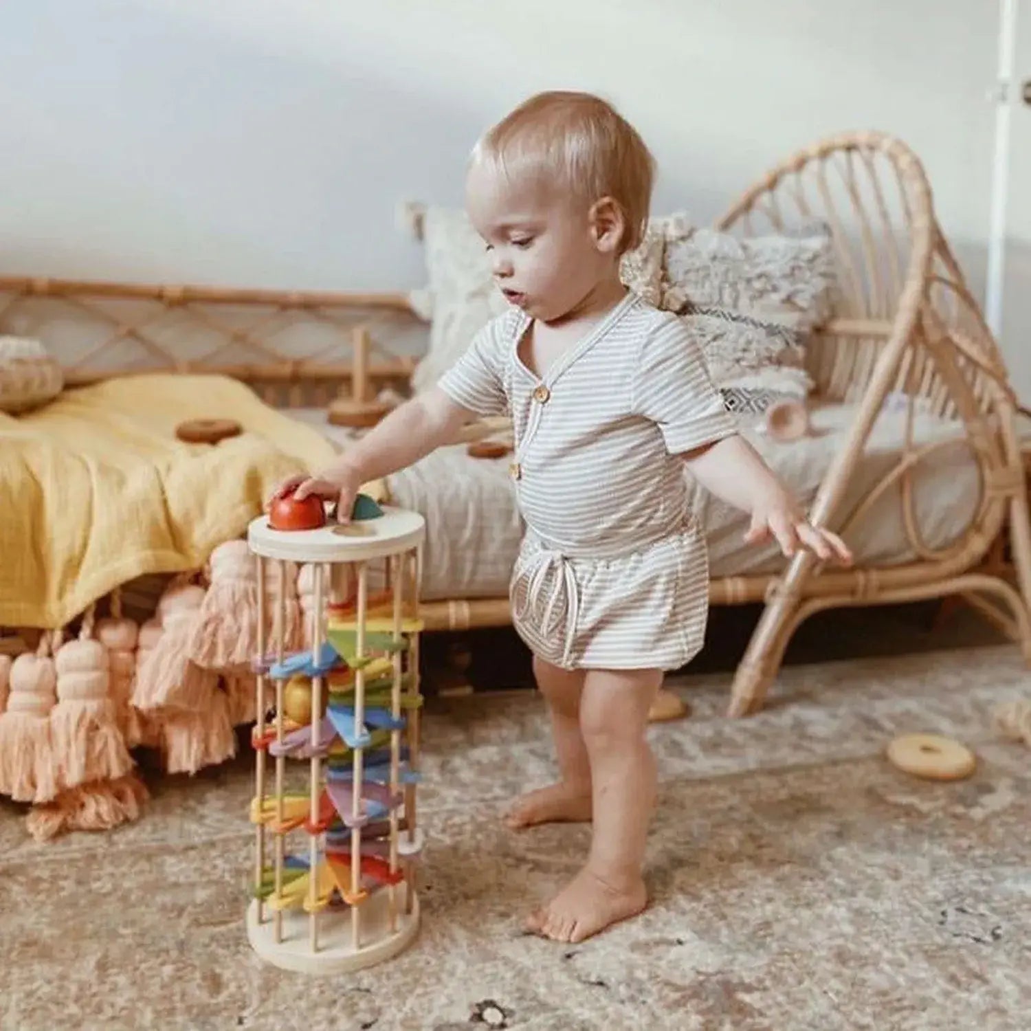 Pound A Ball Tower by Qtoys 