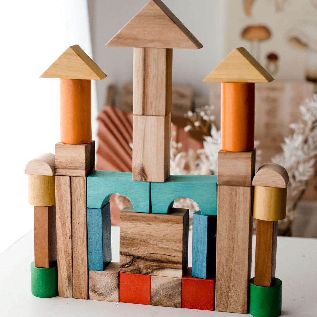 qtoys wooden natural coloured building block set tower