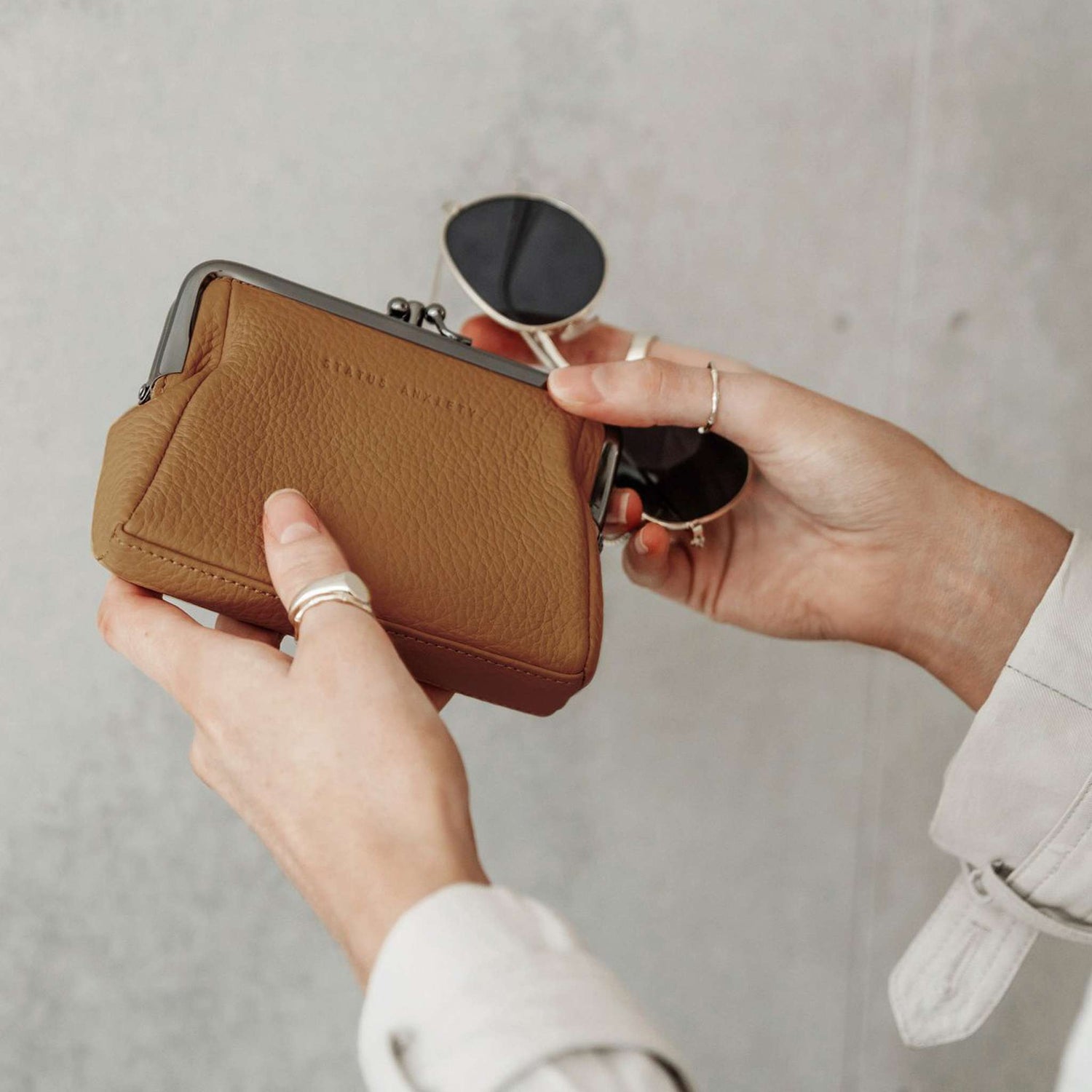 STATUS ANXIETY l Volatile Leather Purse (Tan) Polly & Co