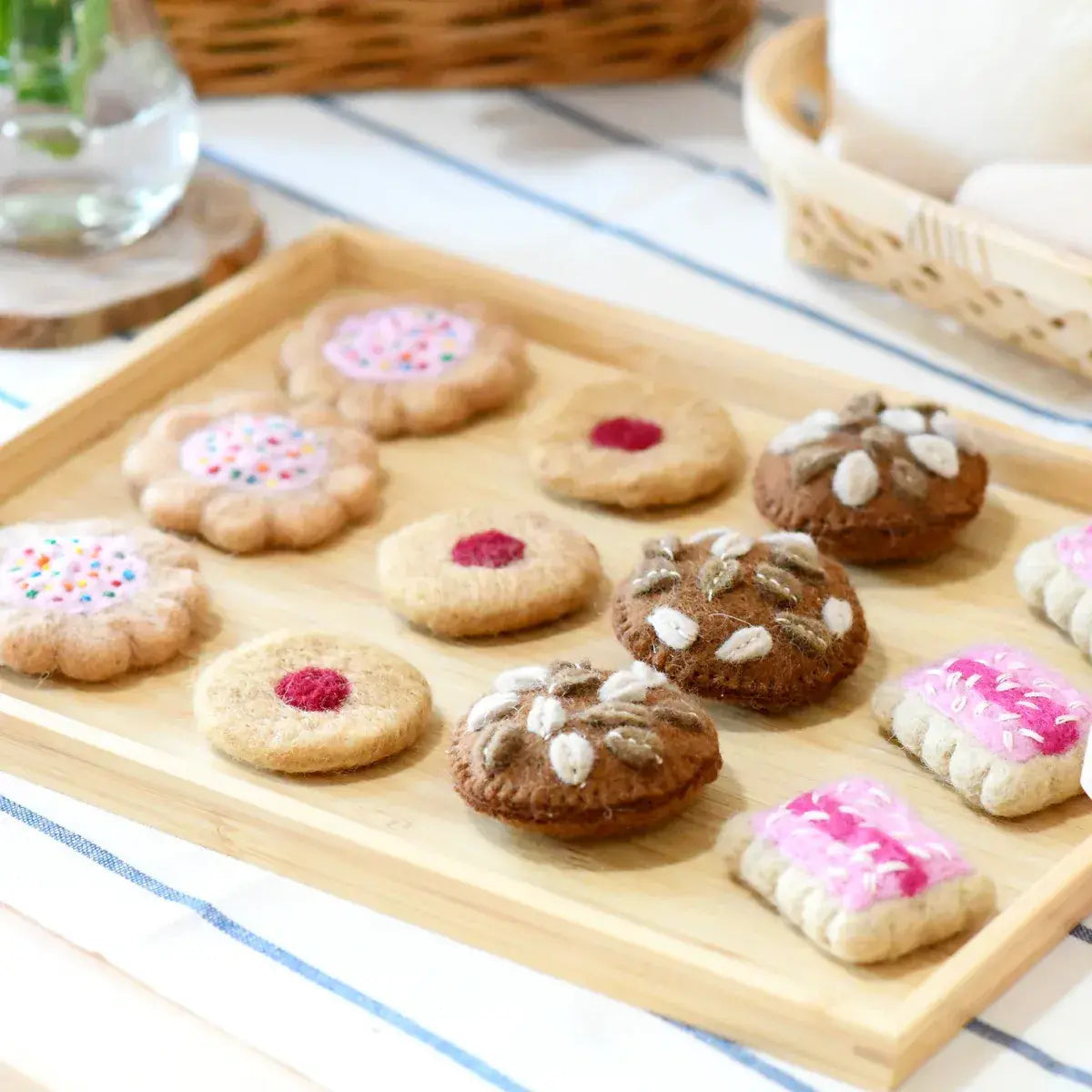 Felt 100s and 1000s Biscuit for pretend kitchen play by Tara Treasures